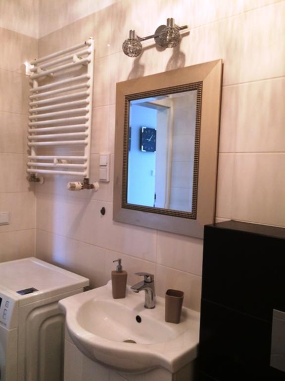 Apartament "Cleopatra 3" Z Miejscem Parkingowym, Faktury Vat Leilighet Kielce Eksteriør bilde