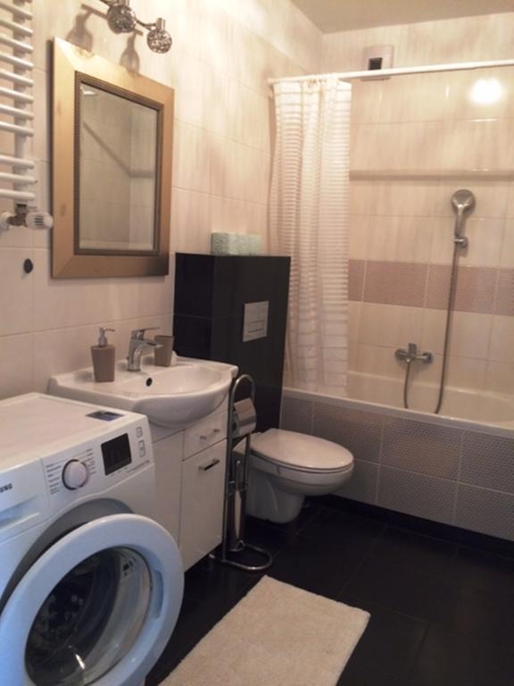 Apartament "Cleopatra 3" Z Miejscem Parkingowym, Faktury Vat Leilighet Kielce Eksteriør bilde