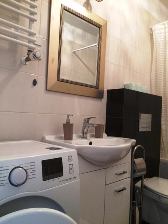 Apartament "Cleopatra 3" Z Miejscem Parkingowym, Faktury Vat Leilighet Kielce Eksteriør bilde